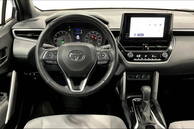 2023 Toyota Corolla Cross Hybrid SE