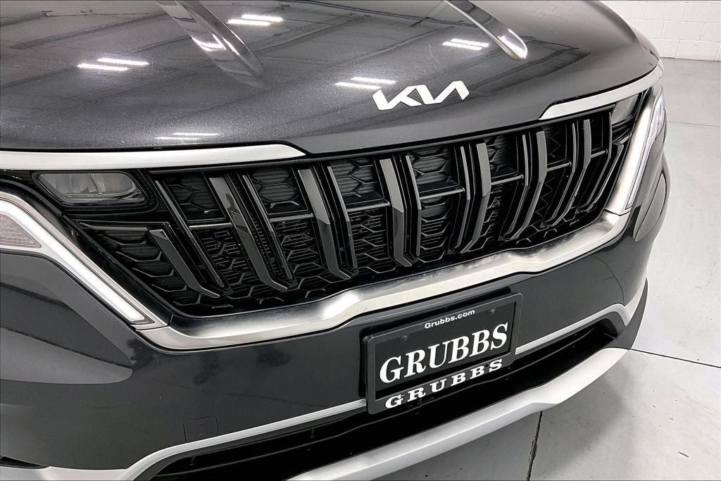 2024 Kia Carnival LX