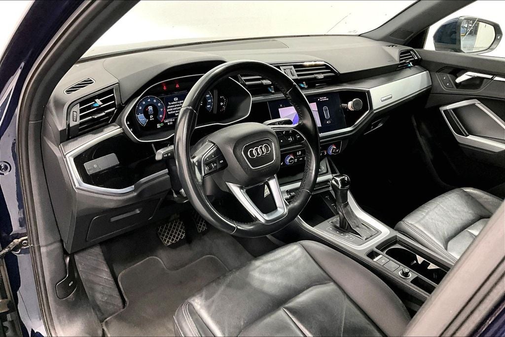 2020 Audi Q3 Premium quattro