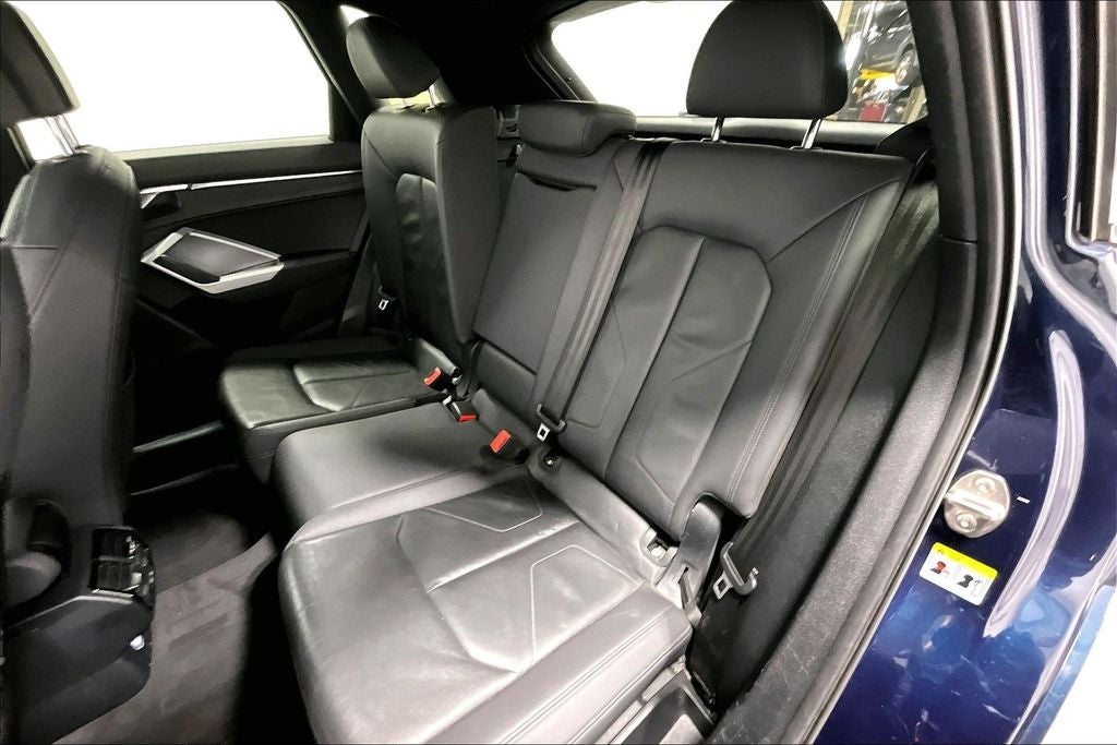 2020 Audi Q3 Premium quattro