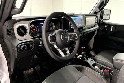 2025 Jeep Wrangler 4-Door Sahara 4x4
