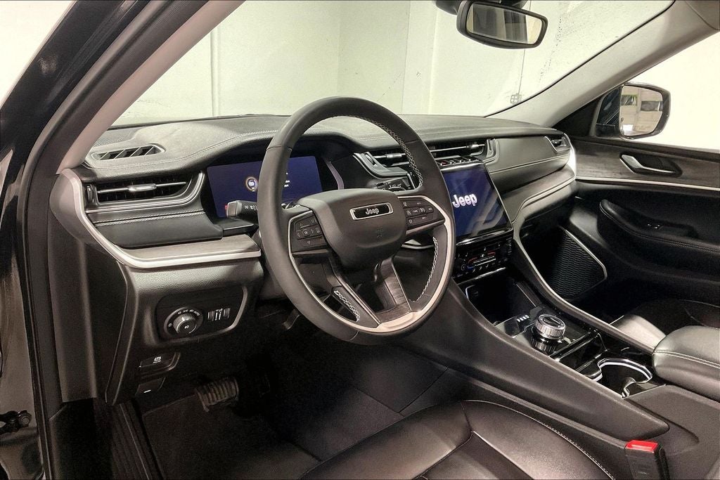 2023 Jeep Grand Cherokee Limited 4x2