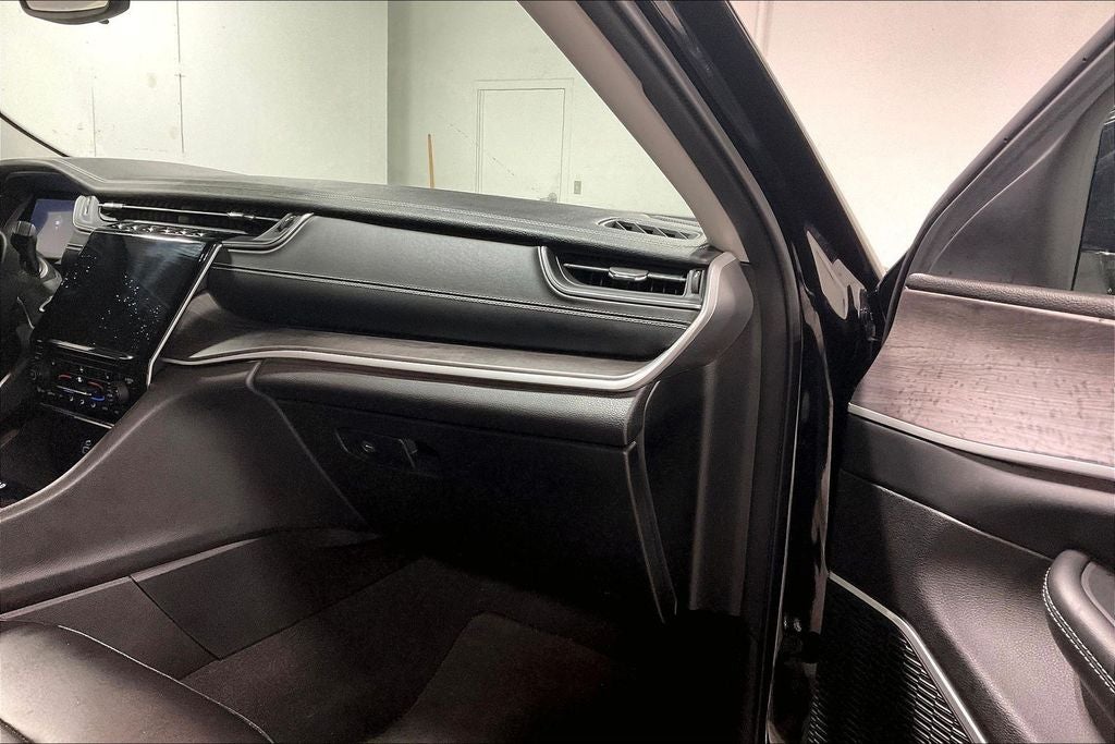 2023 Jeep Grand Cherokee Limited 4x2