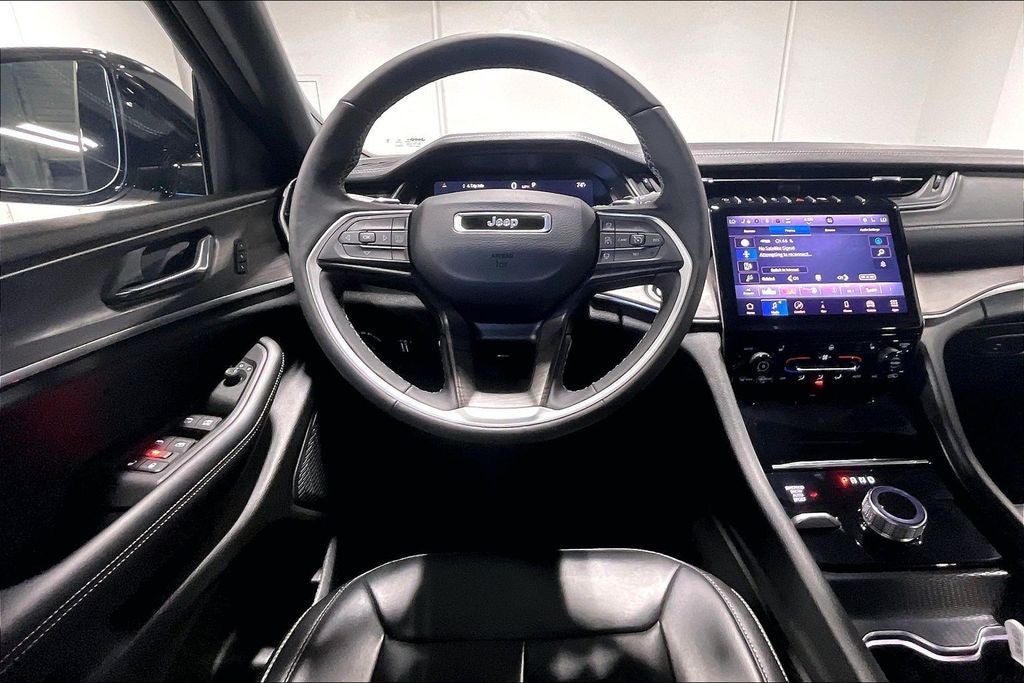 2025 Jeep Grand Cherokee L Limited 4x4