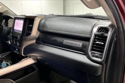 2022 RAM 1500 Laramie Crew Cab 4x2 5'7' Box
