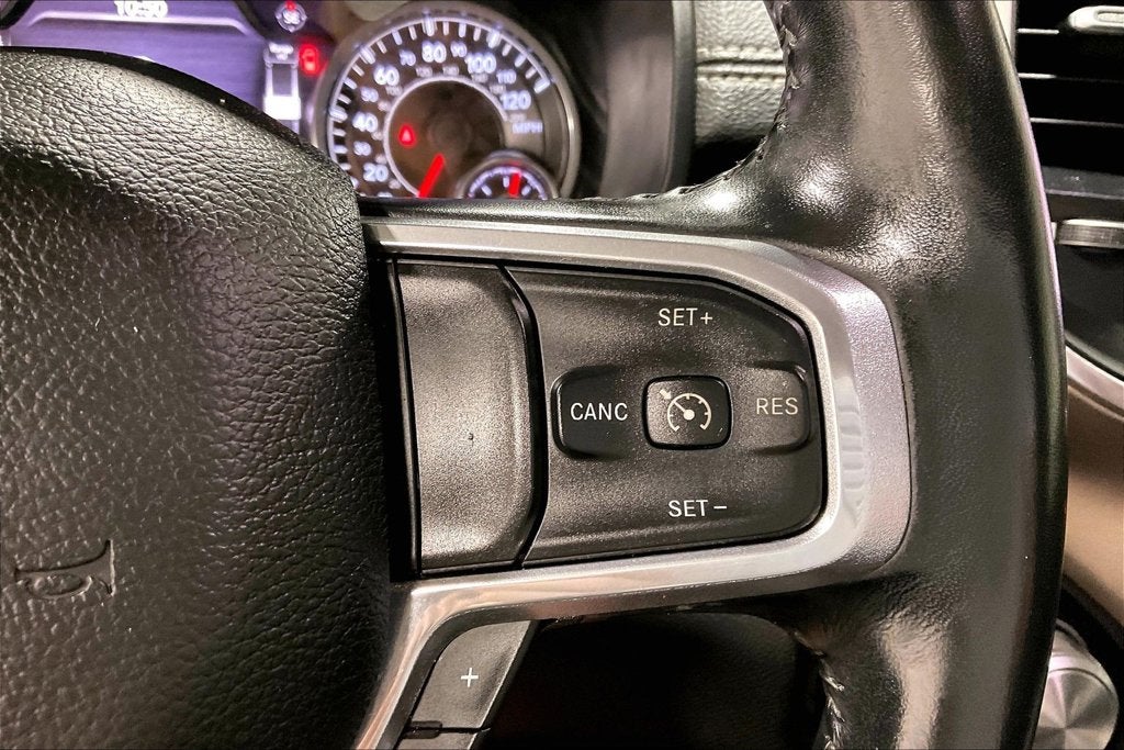 2022 RAM 1500 Laramie Crew Cab 4x2 5'7' Box