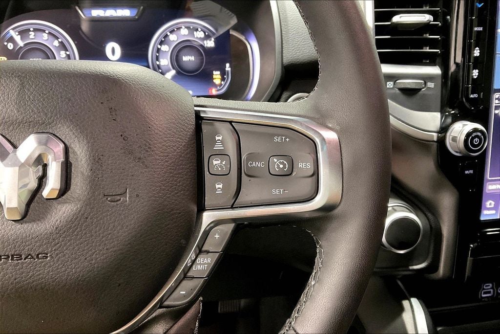 2025 RAM 1500 Big Horn Crew Cab 4x4 6'4' Box