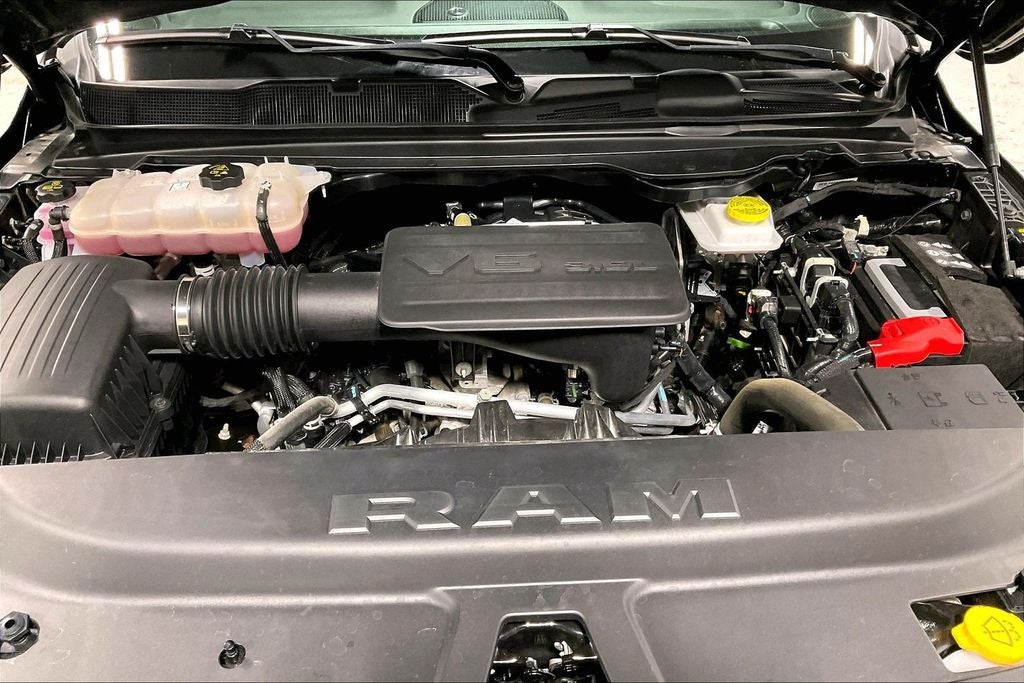 2025 RAM 1500 Big Horn Crew Cab 4x4 5'7' Box