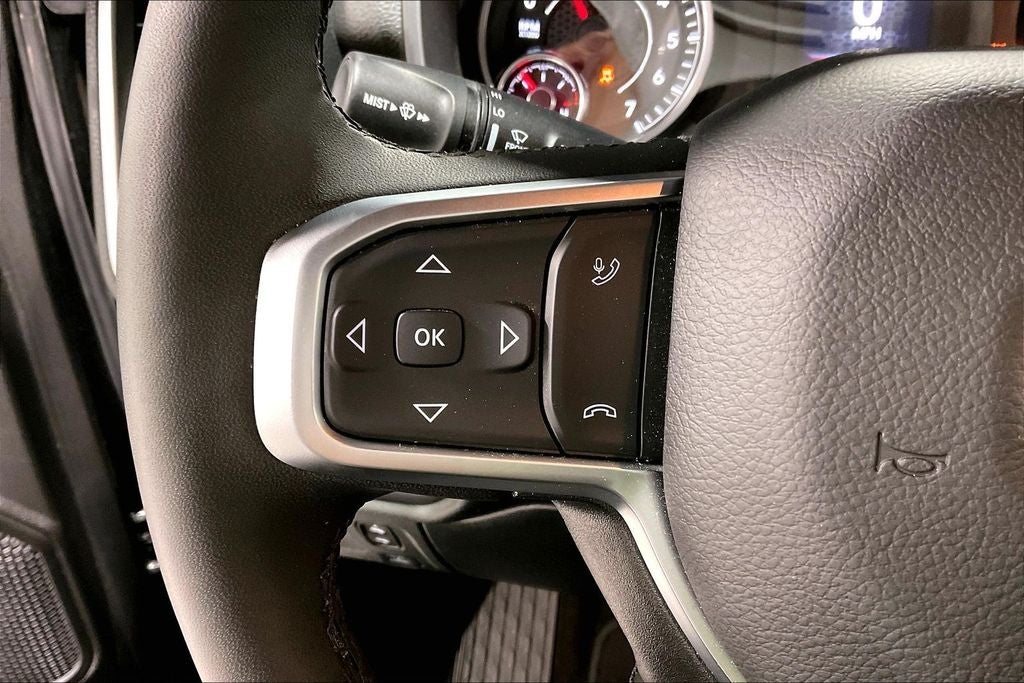 2025 RAM 1500 Big Horn Crew Cab 4x4 5'7' Box