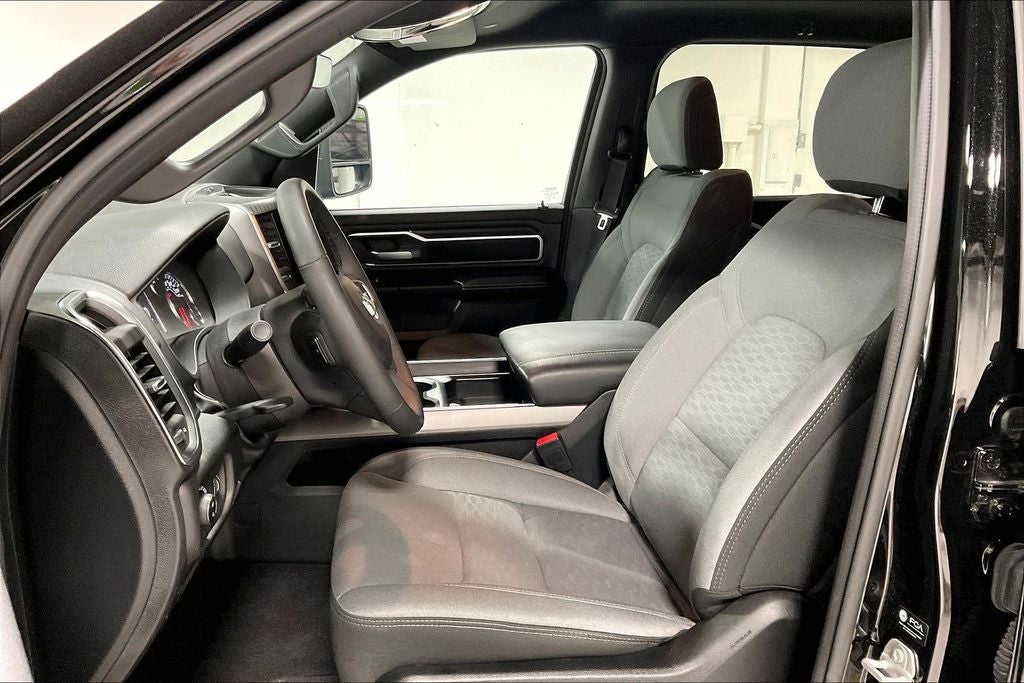 2025 RAM 1500 Big Horn Crew Cab 4x4 5'7' Box