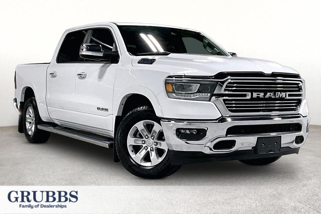 2022 RAM 1500 Laramie Crew Cab 4x4 5'7' Box