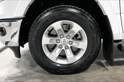 2022 RAM 1500 Laramie Crew Cab 4x4 5'7' Box