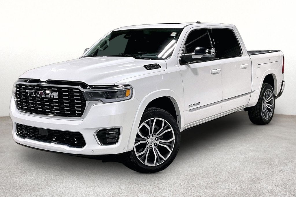 2026 RAM 1500 Tungsten Crew Cab 4x4 5'7' Box