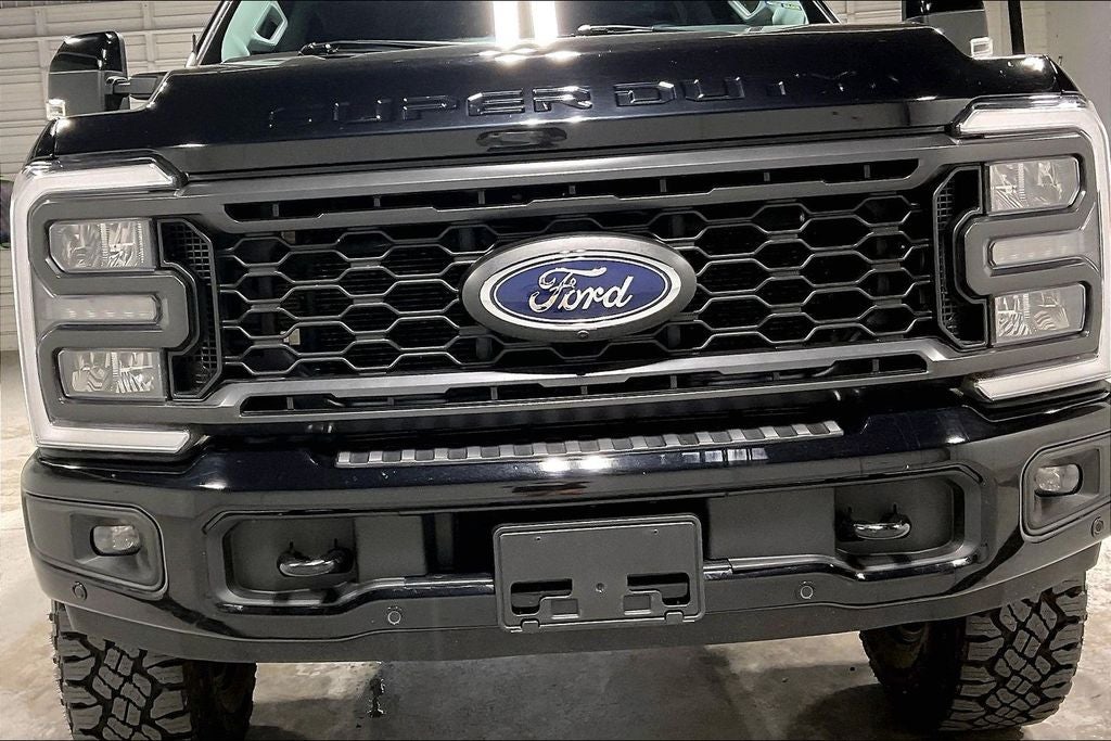 2023 Ford F-250 LARIAT