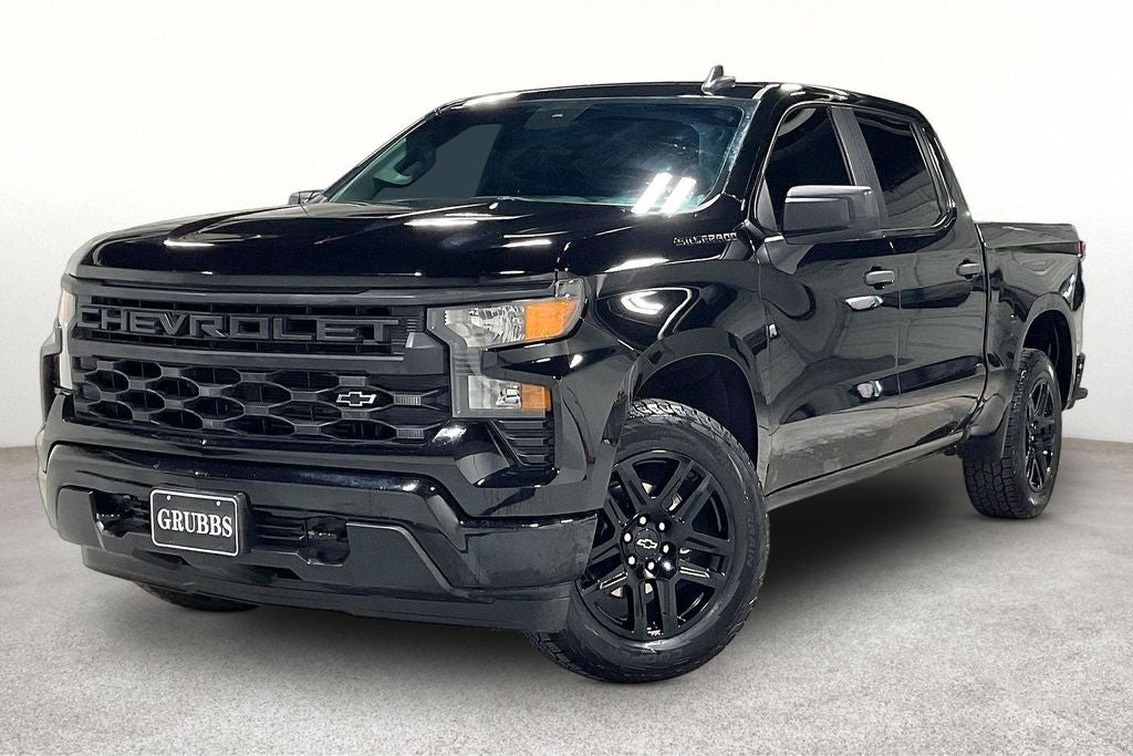 2023 Chevrolet Silverado 1500 2WD Crew Cab Short Bed Custom