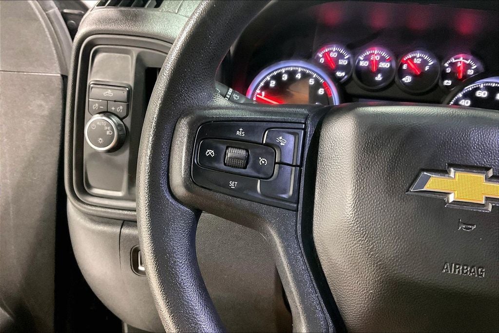 2023 Chevrolet Silverado 1500 2WD Crew Cab Short Bed Custom