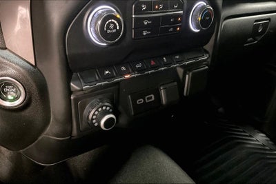 2023 Chevrolet Silverado 1500 2WD Crew Cab Short Bed Custom
