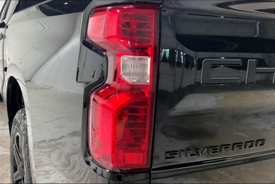 2023 Chevrolet Silverado 1500 2WD Crew Cab Short Bed Custom