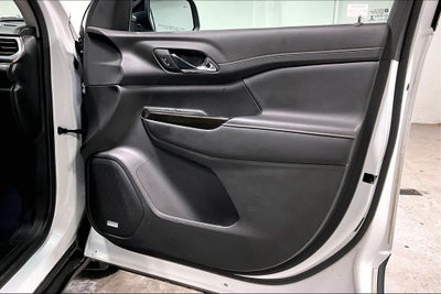 2022 GMC Acadia AWD AT4