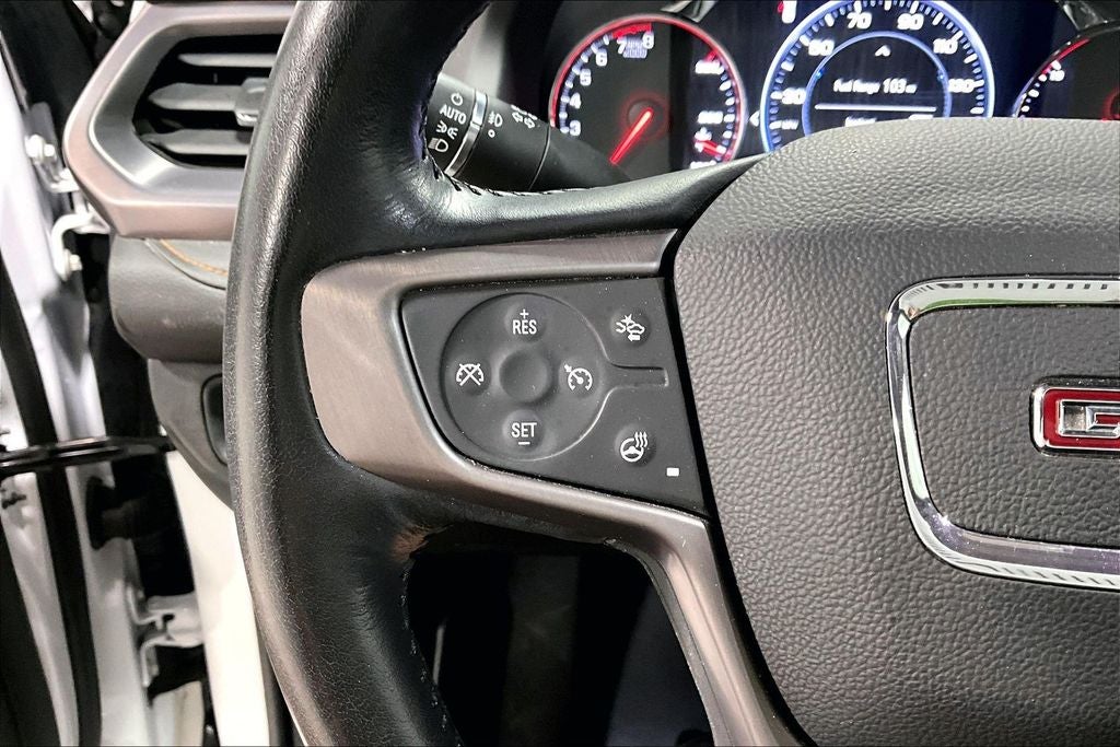 2022 GMC Acadia AWD AT4