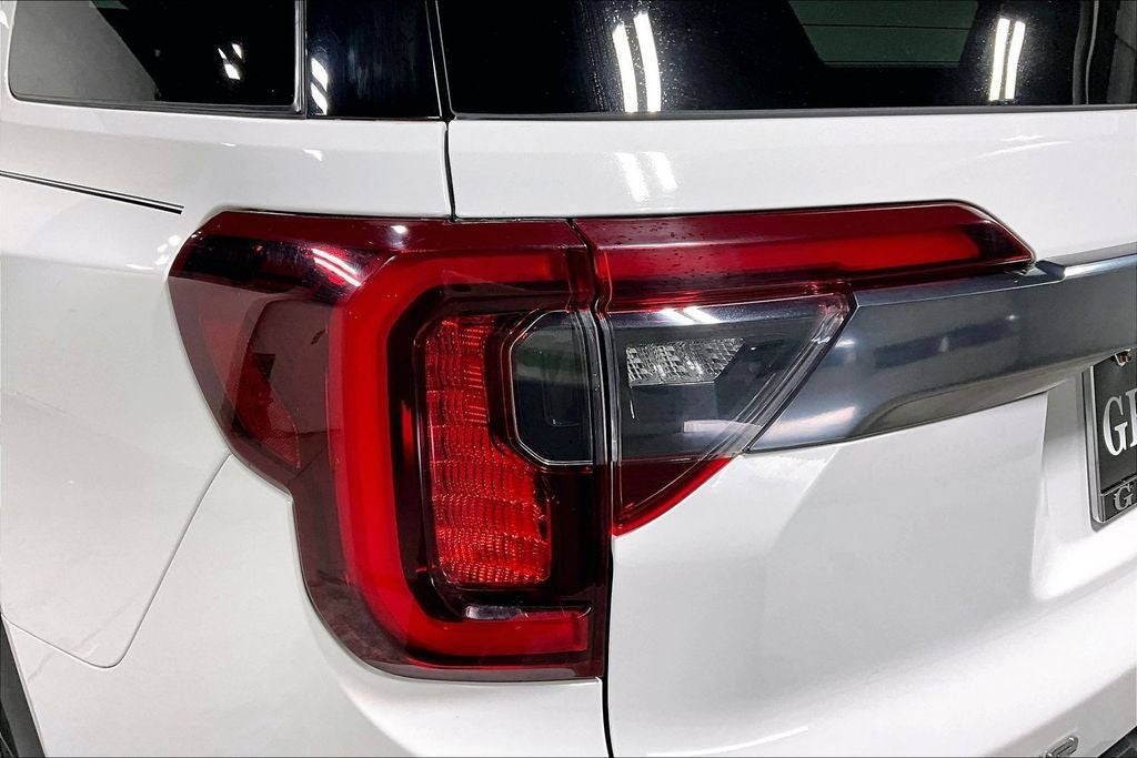 2022 GMC Acadia AWD AT4