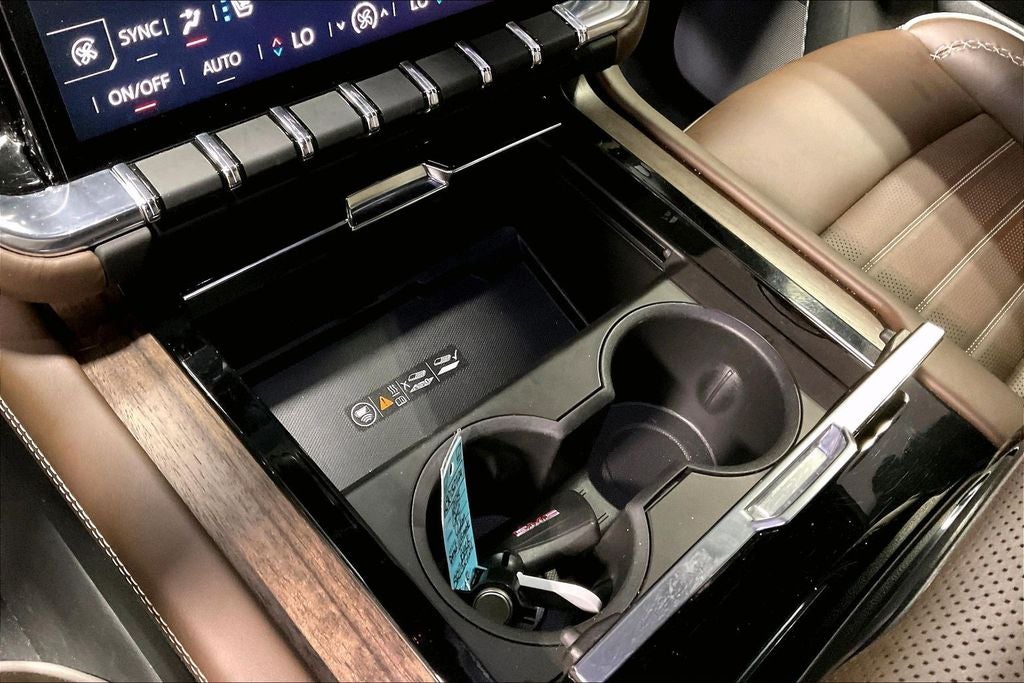 2025 GMC Yukon 4WD Denali Ultimate
