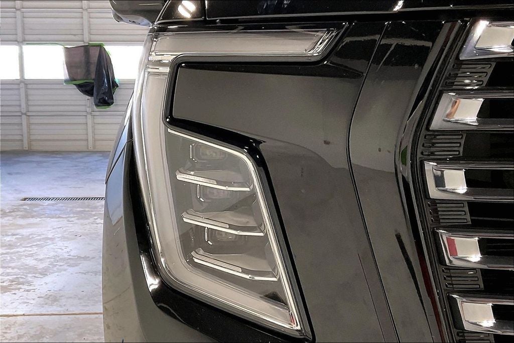 2025 GMC Yukon 4WD Denali Ultimate