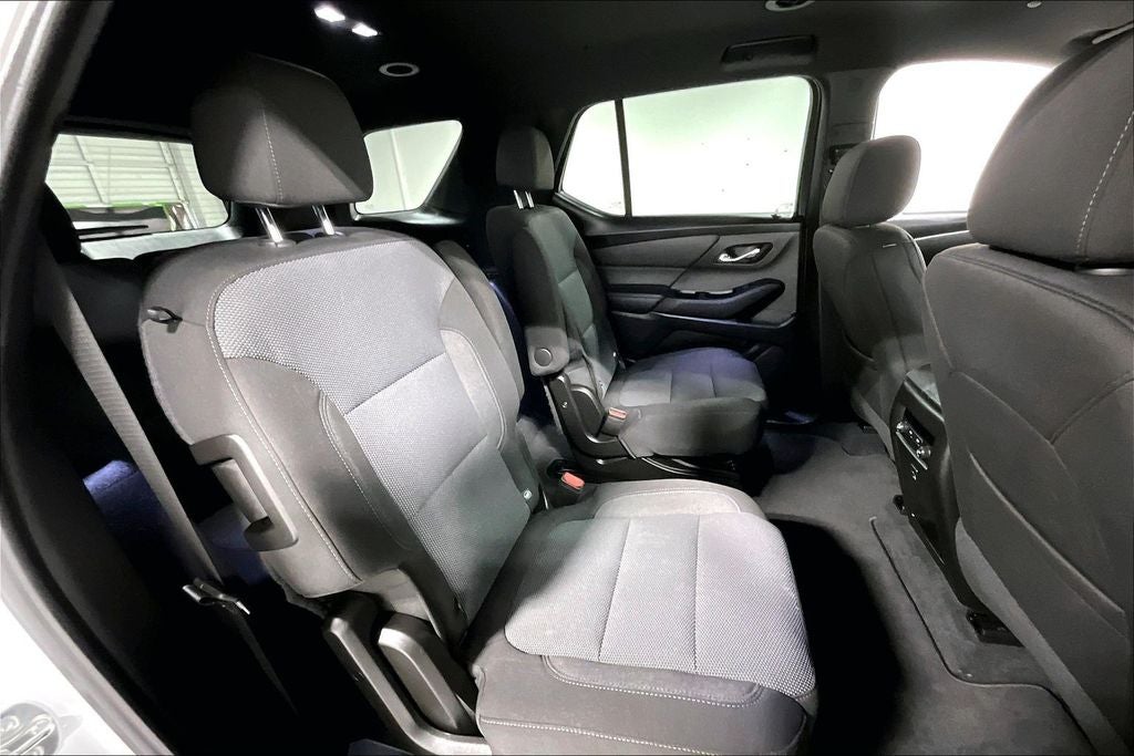 2023 Chevrolet Traverse FWD LT Cloth