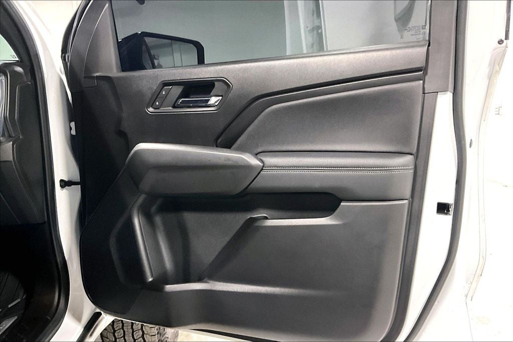 2023 GMC Canyon 4WD Crew Cab Short Box Elevation