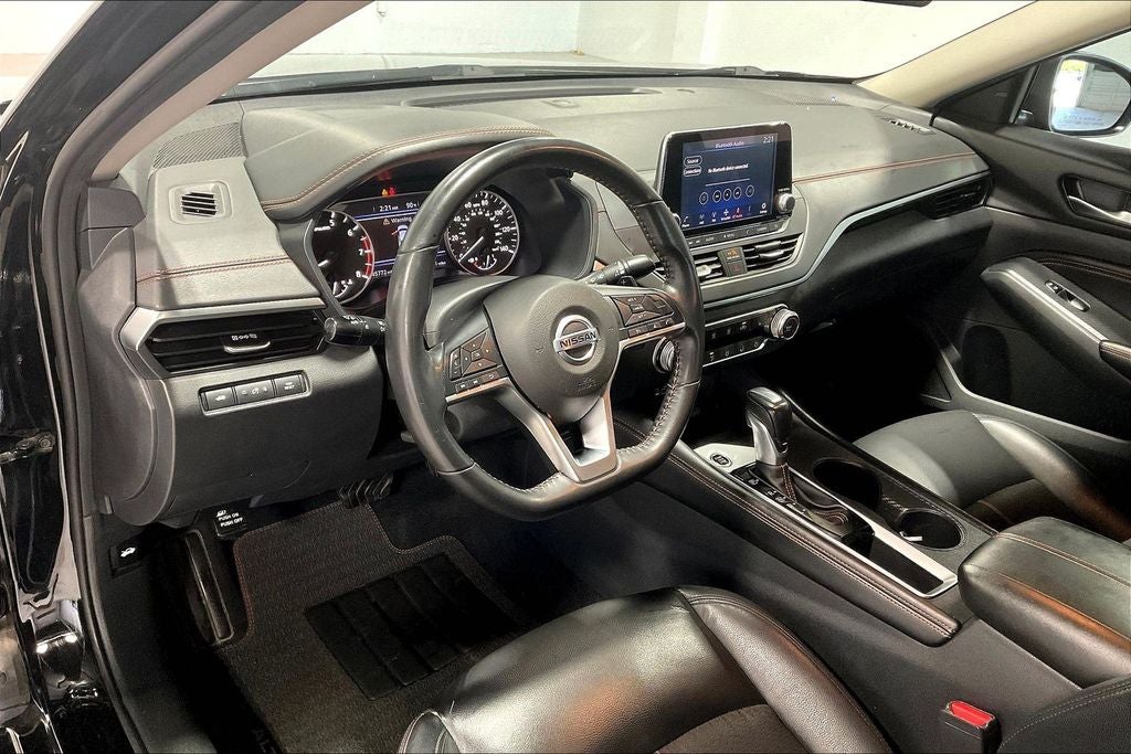 2022 Nissan Altima SR FWD