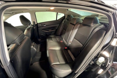 2022 Nissan Altima SR FWD