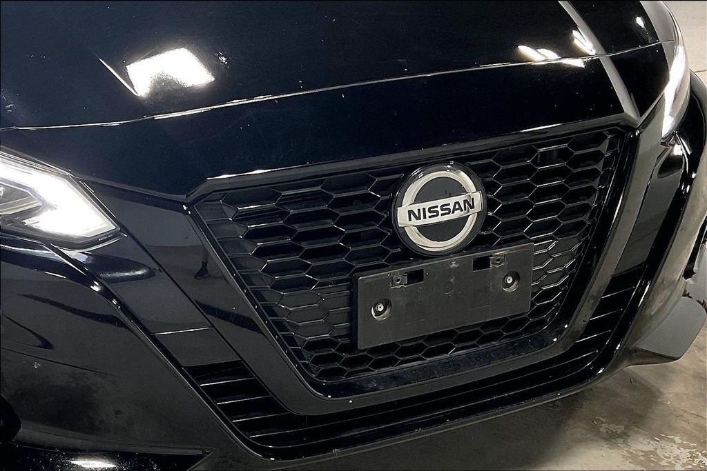 2022 Nissan Altima SR FWD