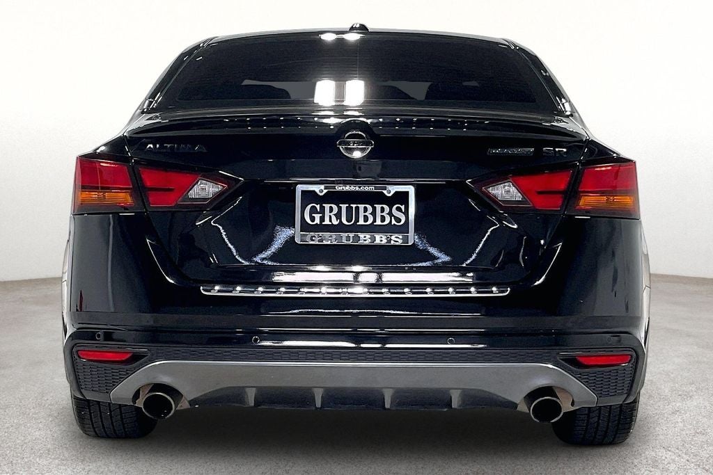 2022 Nissan Altima SR FWD
