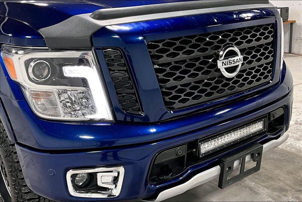 2018 Nissan TITAN PRO-4X