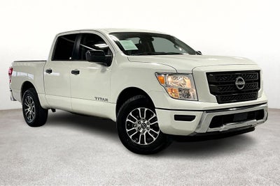 2023 Nissan TITAN Crew Cab SV 4x2