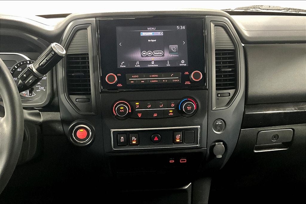 2023 Nissan TITAN Crew Cab SV 4x2