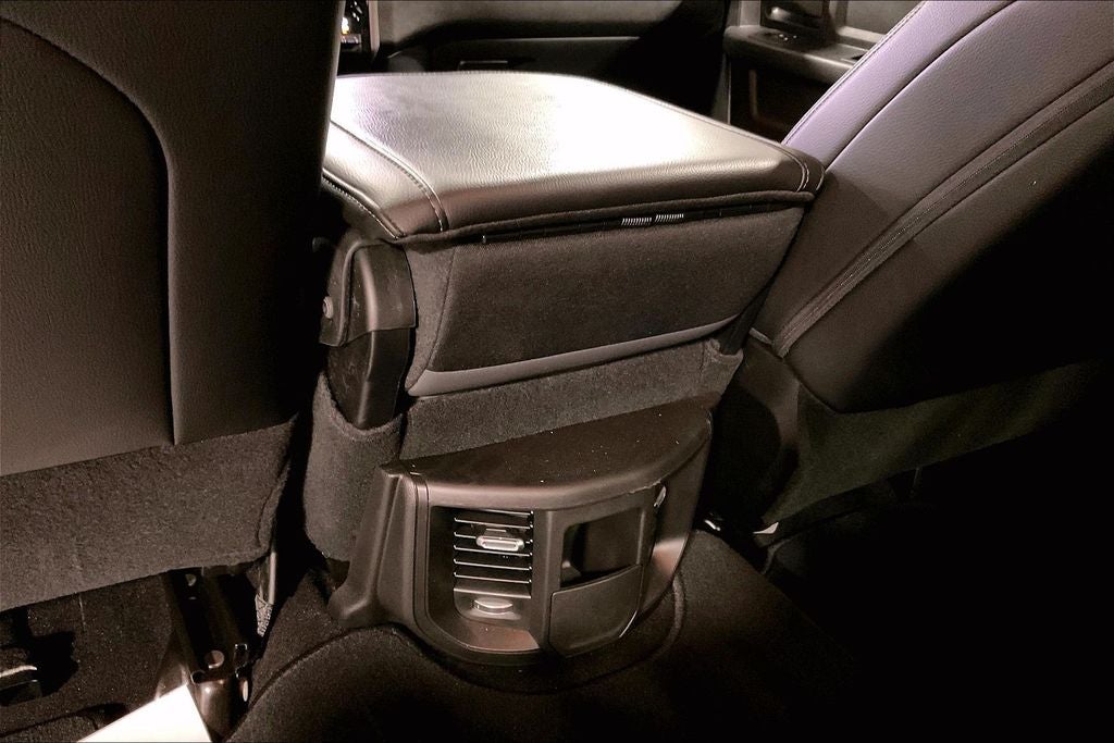 2026 RAM 3500 Tradesman Crew Cab 4x4 8' Box
