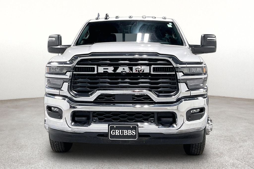 2026 RAM 3500 Tradesman Crew Cab 4x4 8' Box