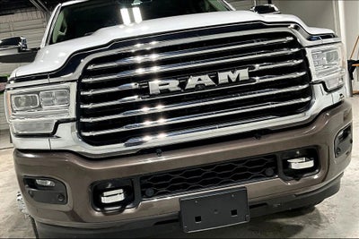 2020 RAM 3500 Laramie Longhorn Crew Cab 4x4 8' Box