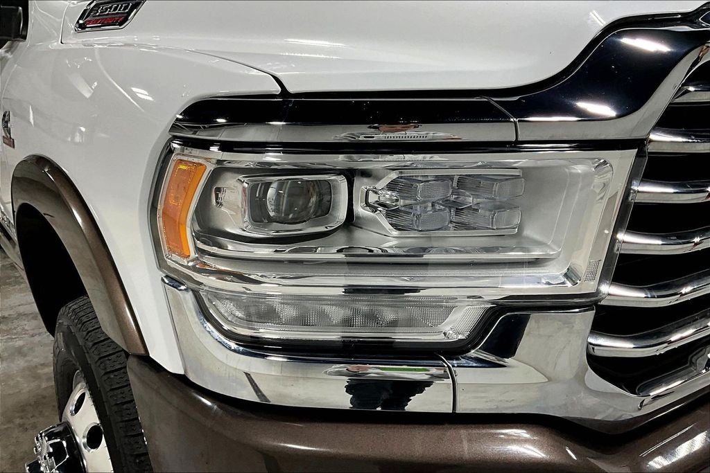 2020 RAM 3500 Laramie Longhorn Crew Cab 4x4 8' Box