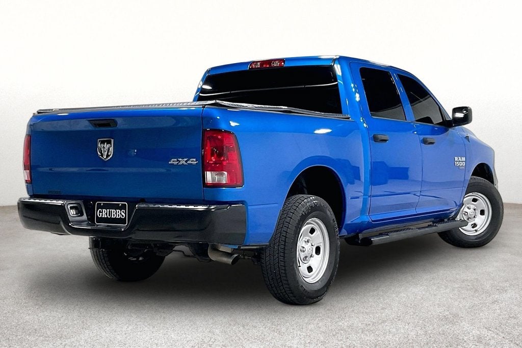 2023 RAM 1500 Classic Tradesman Crew Cab 4x4 5'7' Box