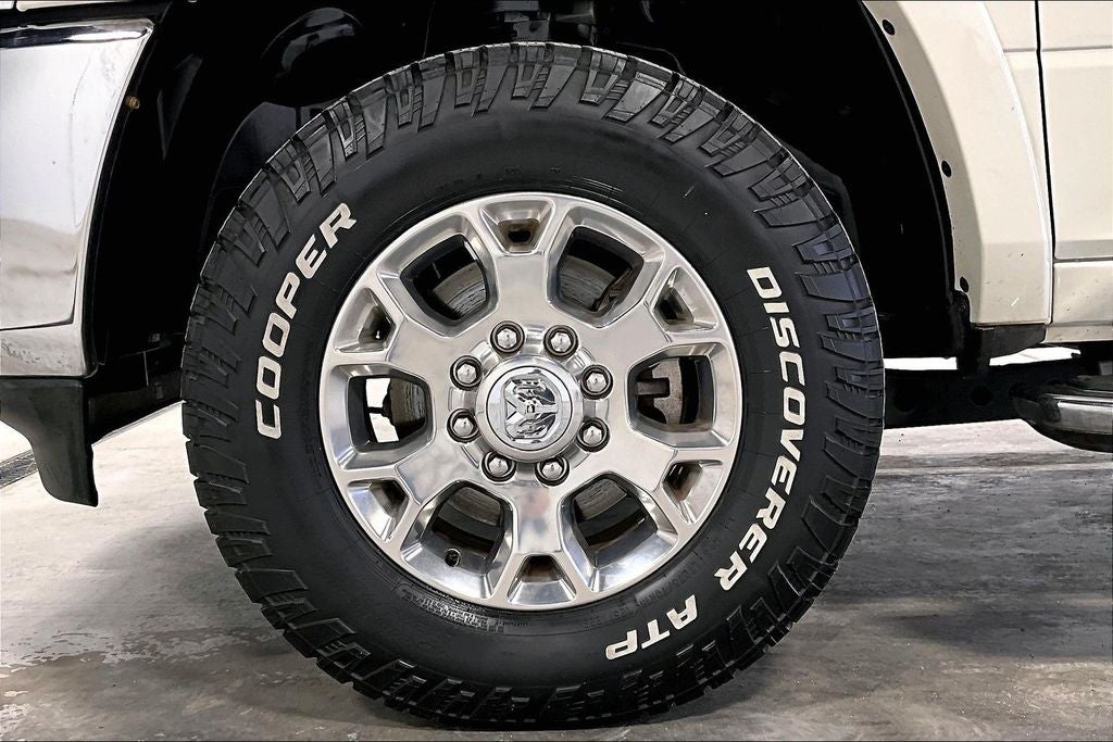 2020 RAM 2500 Laramie Crew Cab 4x4 6'4' Box