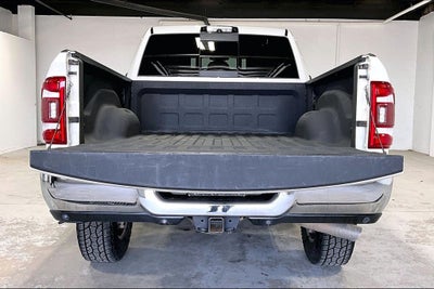 2020 RAM 2500 Laramie Crew Cab 4x4 6'4' Box