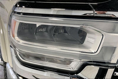 2020 RAM 2500 Laramie Crew Cab 4x4 6'4' Box