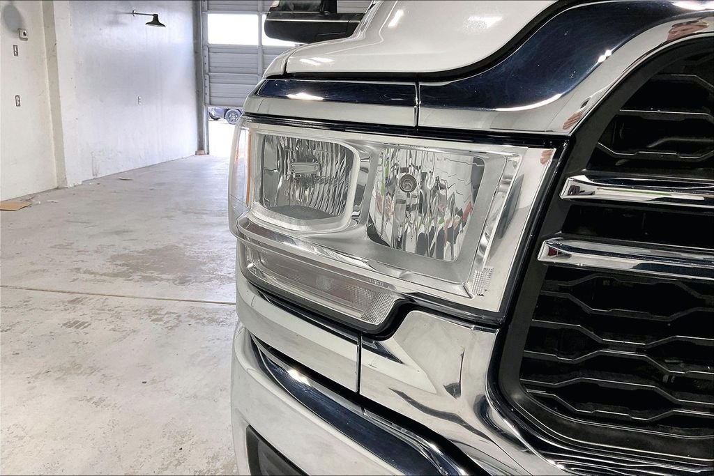 2020 RAM 2500 Tradesman Crew Cab 4x4 8' Box