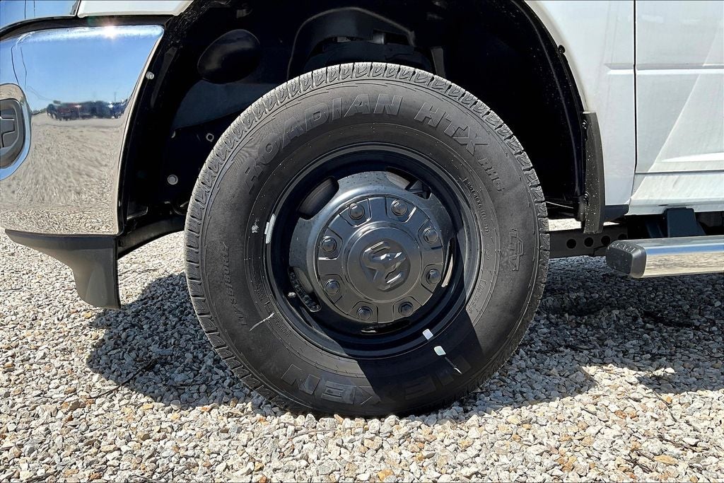 2024 RAM 3500 Chassis Tradesman/SLT