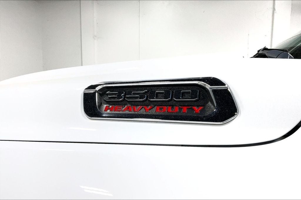 2024 RAM 3500 Chassis Tradesman/SLT