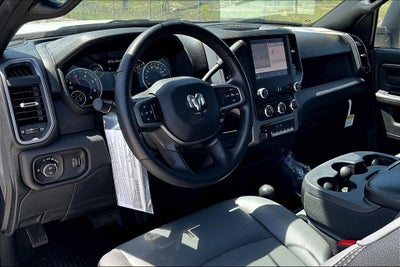 2024 RAM 3500 Chassis Tradesman/SLT