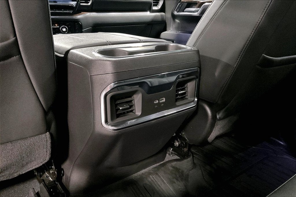 2024 GMC Sierra 1500 4WD Crew Cab Short Box Elevation with 3SB