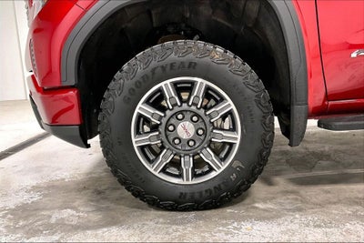 2024 GMC Sierra 1500 4WD Crew Cab Short Box AT4